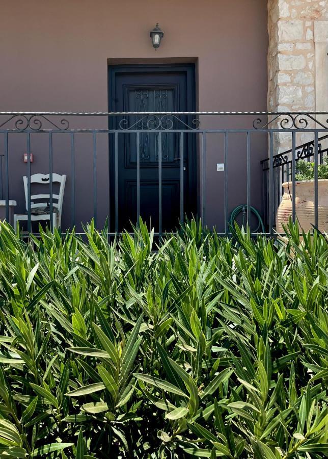 Olive Coast Suites Palekastro Exteriör bild
